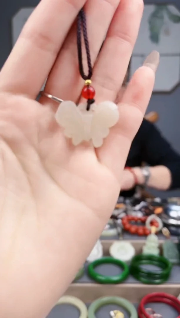 【闪购商品】和田玉颈饰未镶嵌AA多样性发货 拍一发一