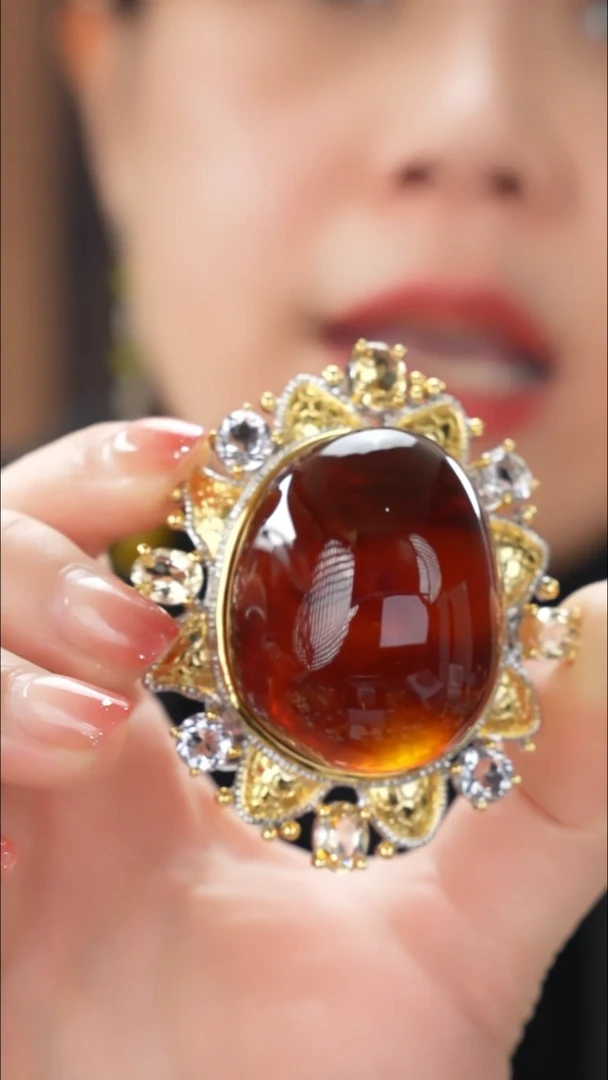 琥珀颈饰未镶嵌精品蜜蜡吊坠