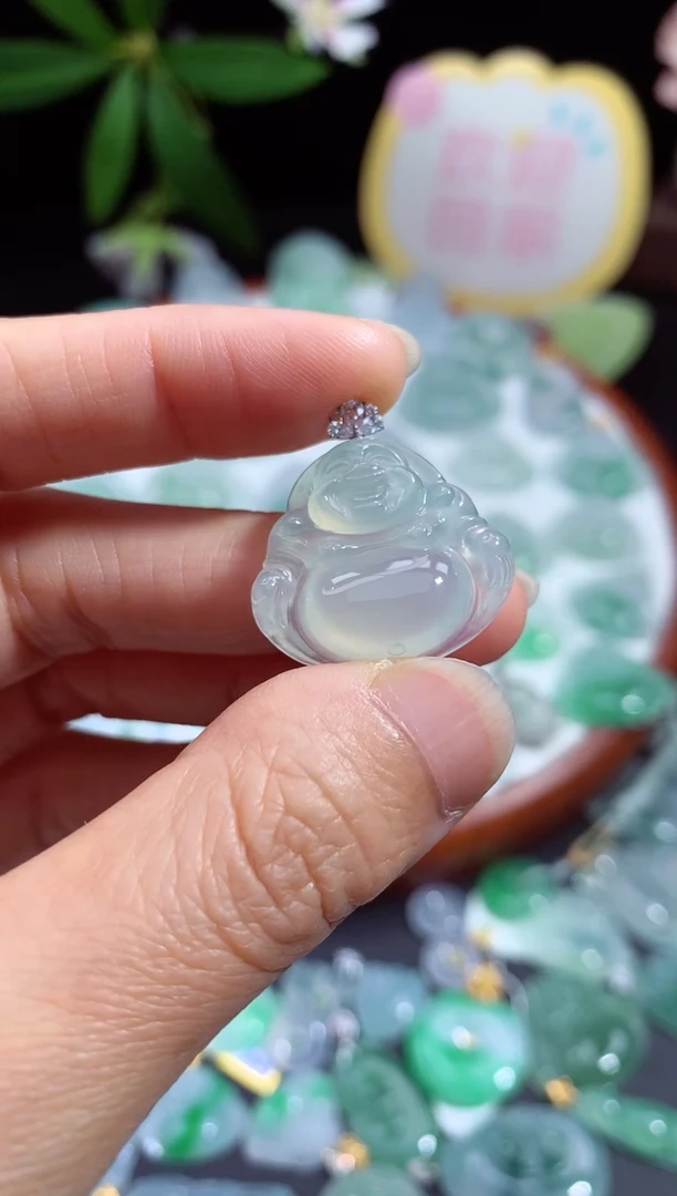 颈饰未镶嵌翡翠佛公