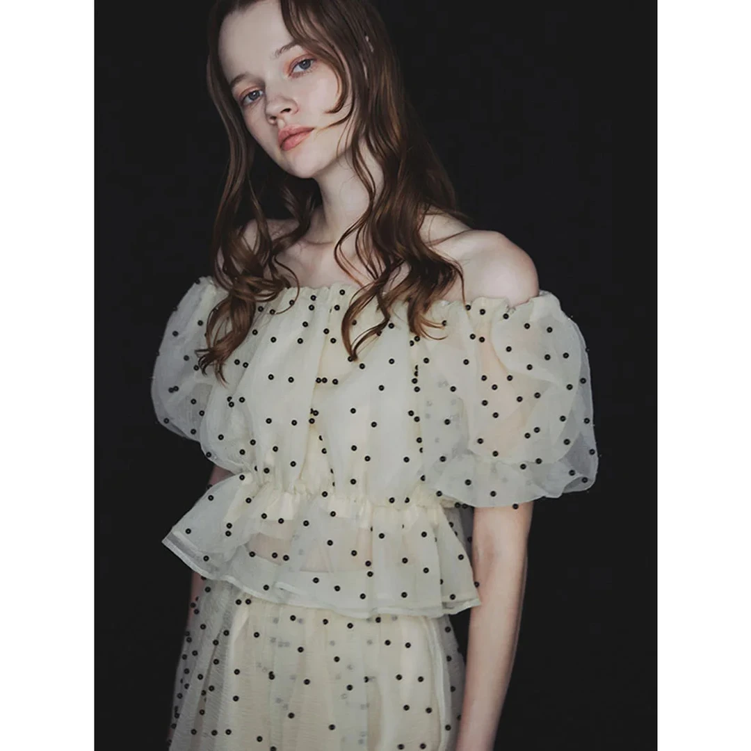 【FaFa】日系品牌 E 优雅公主 清冷珍珠钉珠纱质上衣+纱裙套装F1272