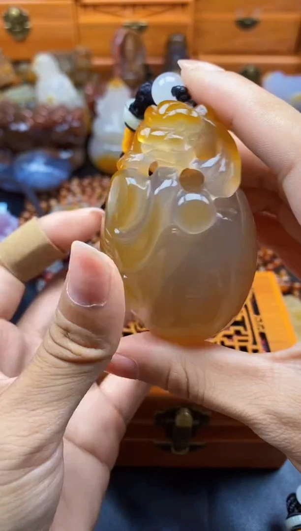 未镶嵌1玛瑙/玉髓红****号ll