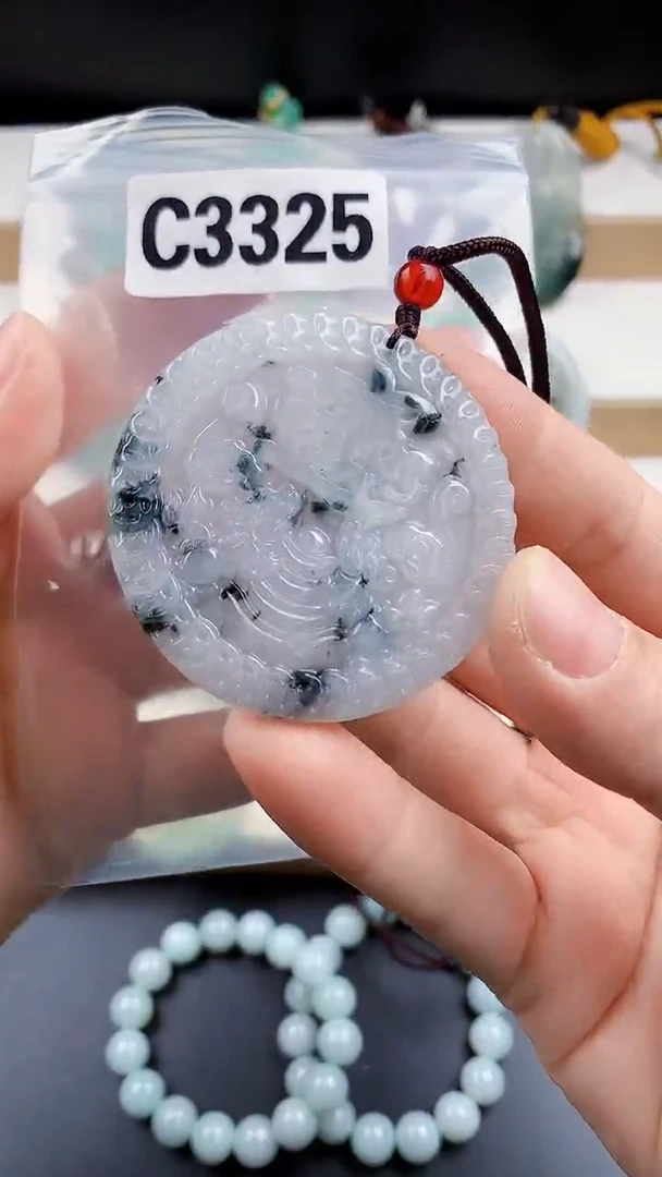 颈饰未镶嵌翡翠天然翡翠吊坠挂件