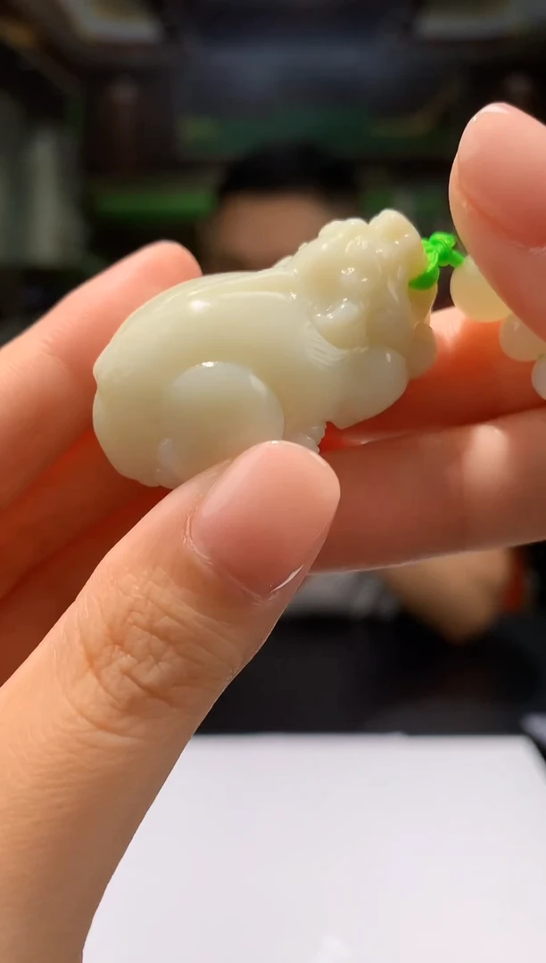 定制和田玉玉润东方天然和田玉（多样性发其一）