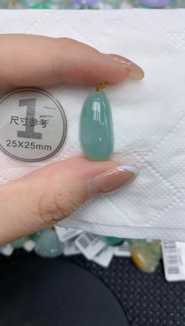 颈饰18K金镶嵌翡翠111111