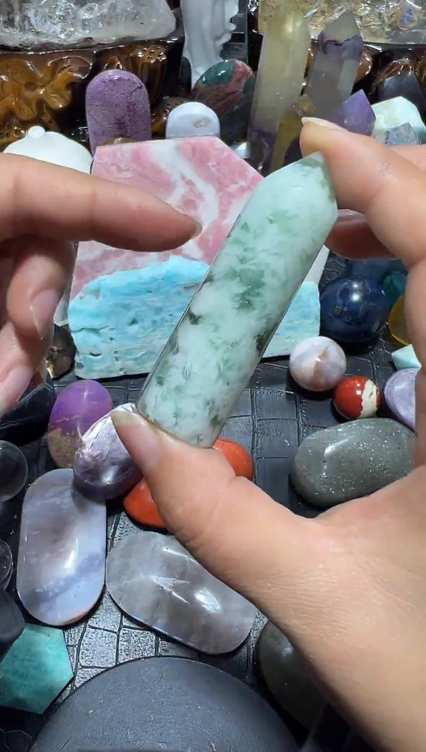 水晶摆件未镶嵌208