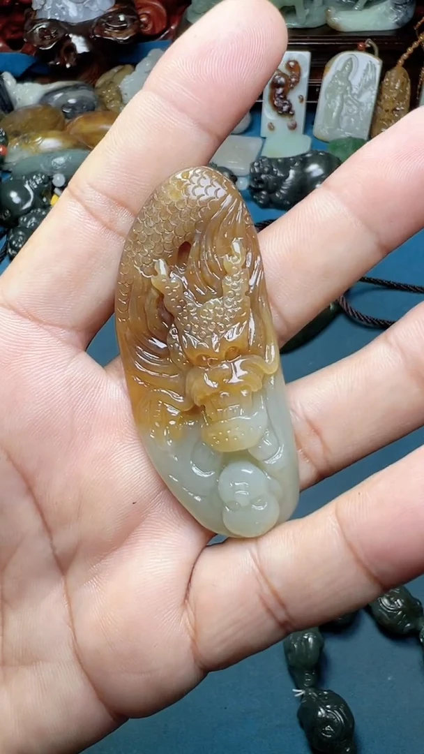 未镶嵌和田玉挂件-