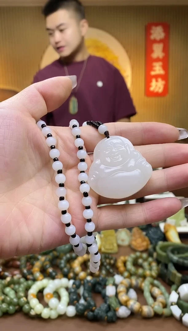 【闪购商品】蛇纹石玉吊坠未镶嵌多样性随机发一