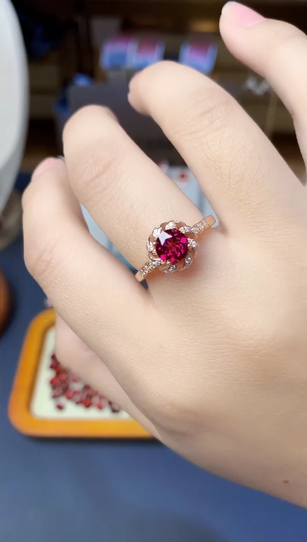 银S925镶嵌戒指石榴石天然镁铝