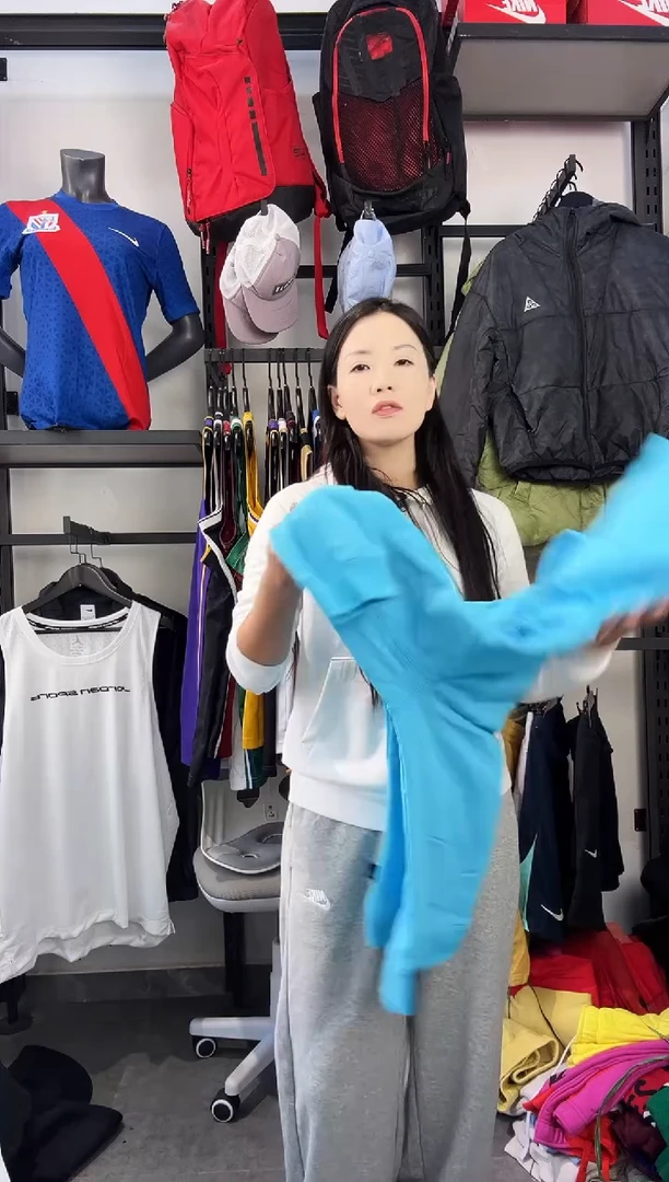 378·编码 瑕疵款直播间过款为准 尺码145