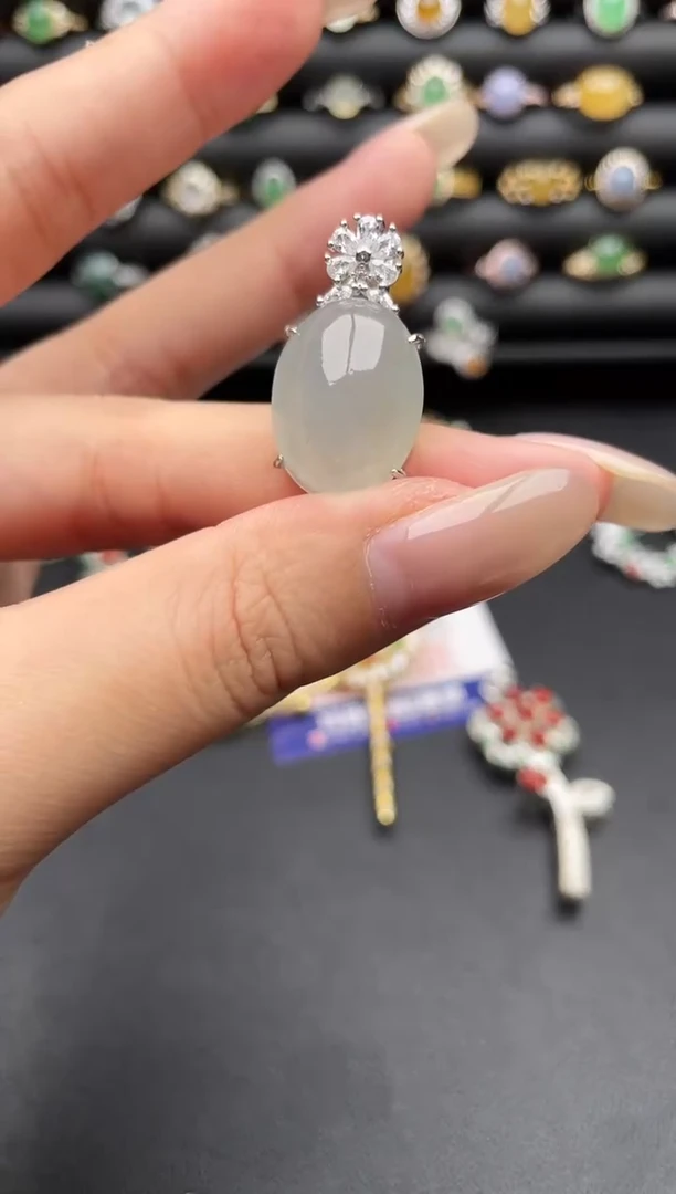 银S925镶嵌戒指翡翠一物一证一礼盒