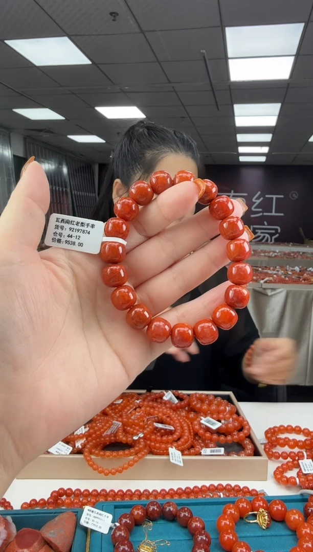 未镶嵌珠串南红玛瑙多样发其一/12/238131001100