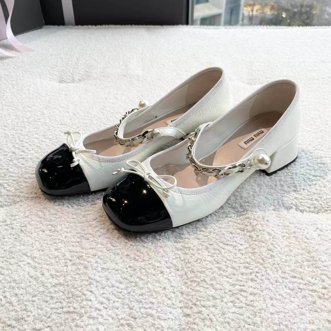 95新 MIU MIU/缪缪  bb2692 白色玛丽珍鞋 37.5码