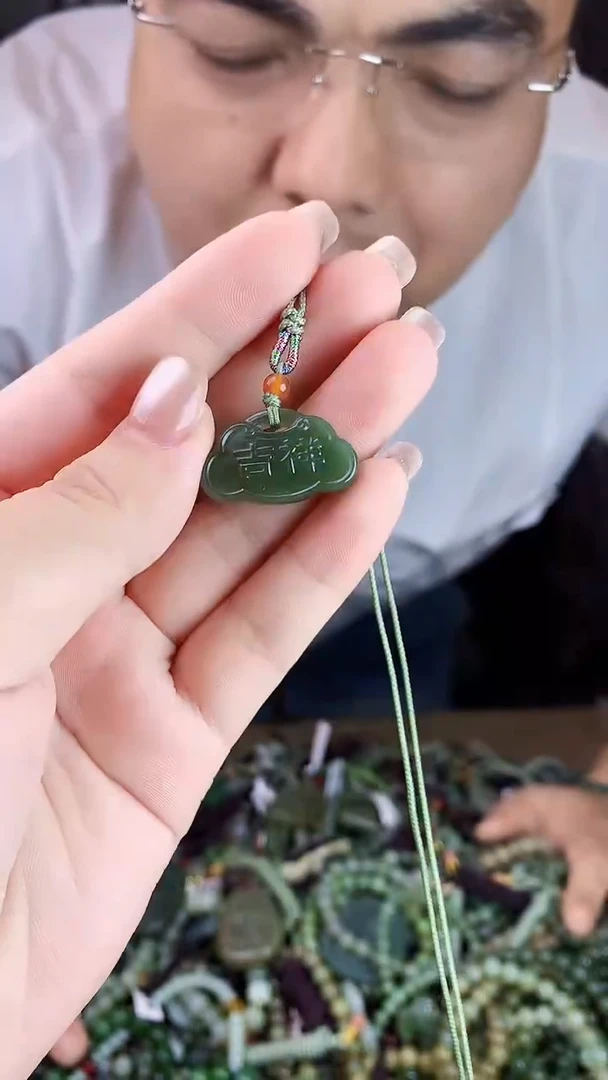 和田玉未镶嵌挂件多样性发货拍一发一
