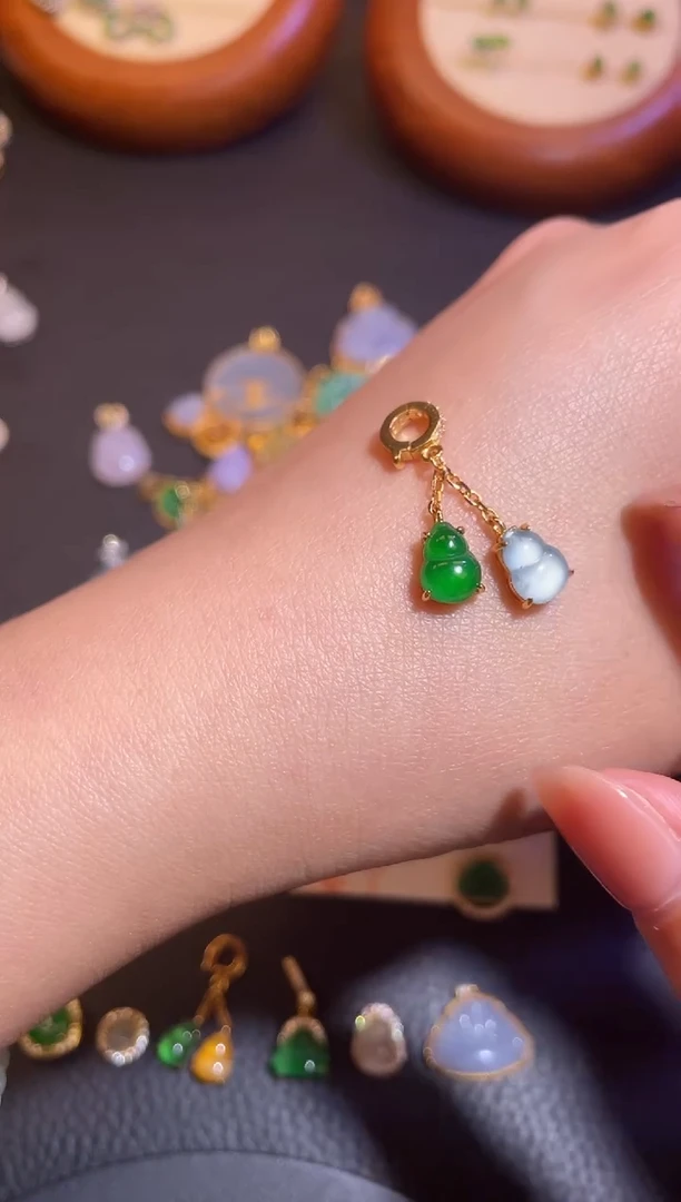 颈饰银S925镶嵌翡翠a货翡翠