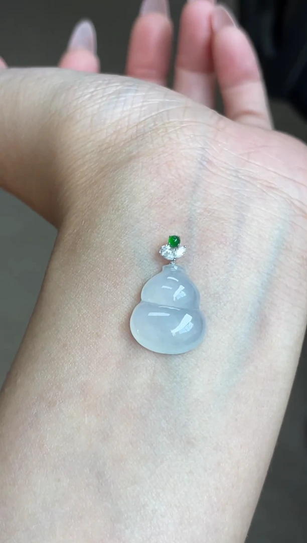 颈饰18K金镶嵌翡翠(23号链接)纯天然A货缅甸翡翠葫芦吊坠