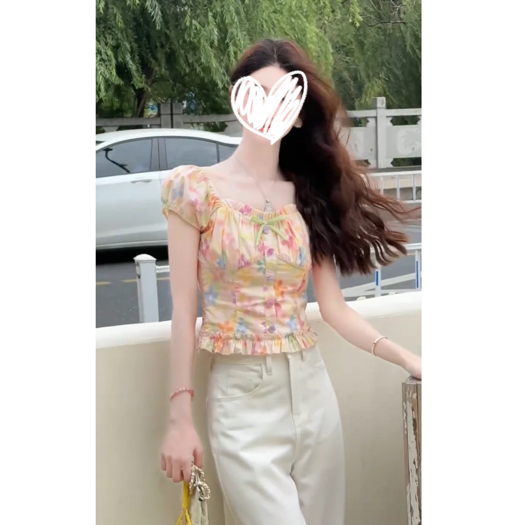 2025夏季新款甜美减龄设计感短款修身显瘦短短袖上衣裤子两件套