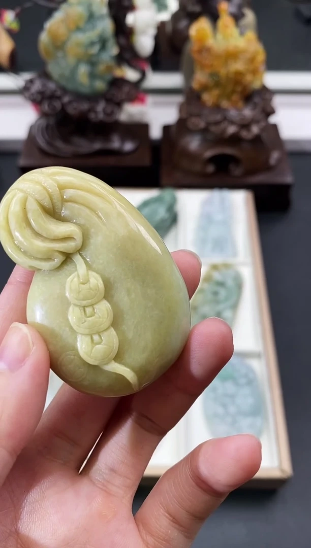 颈饰未镶嵌翡翠天然缅甸A货翡翠