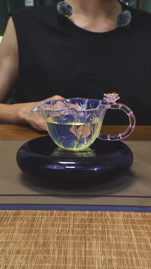 蓝色壶承晶焱金标
