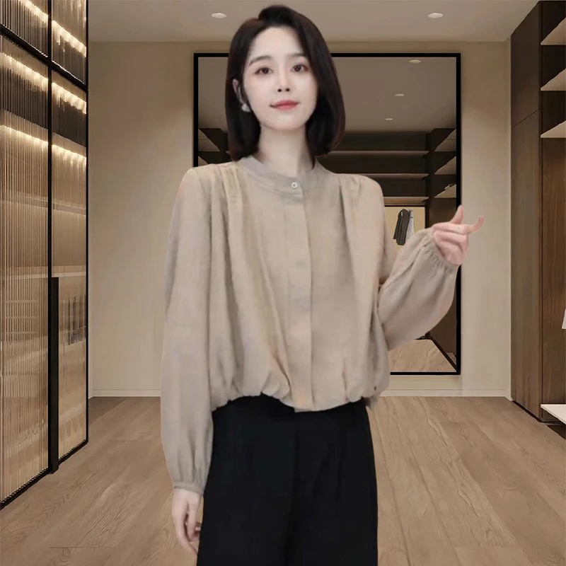 法式复古高级感圆领长袖纯色衬衫春秋季新款别致独特绝美短款上衣