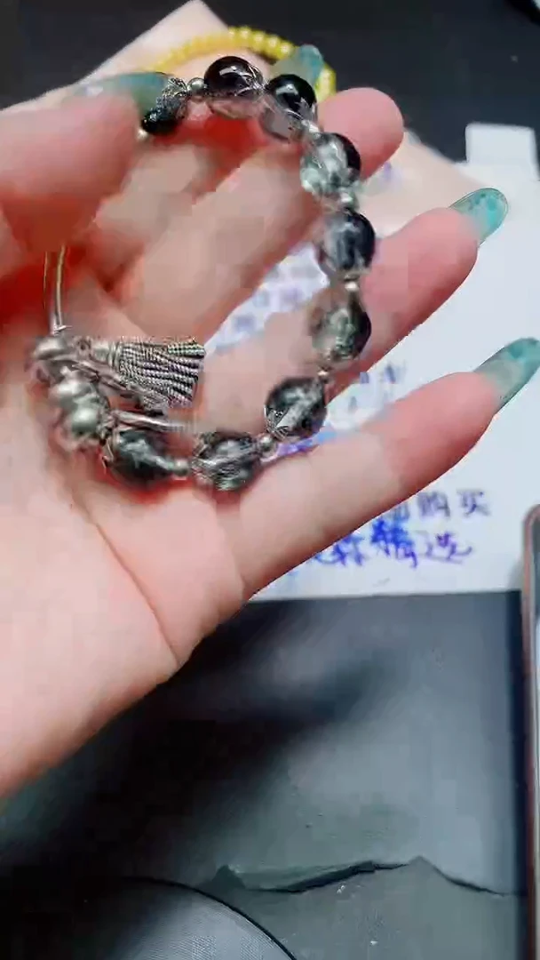 翡翠手镯未镶嵌芸*0000000000000