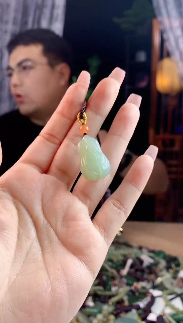 【闪购商品】和田玉挂件未镶嵌多样性发货拍一发一