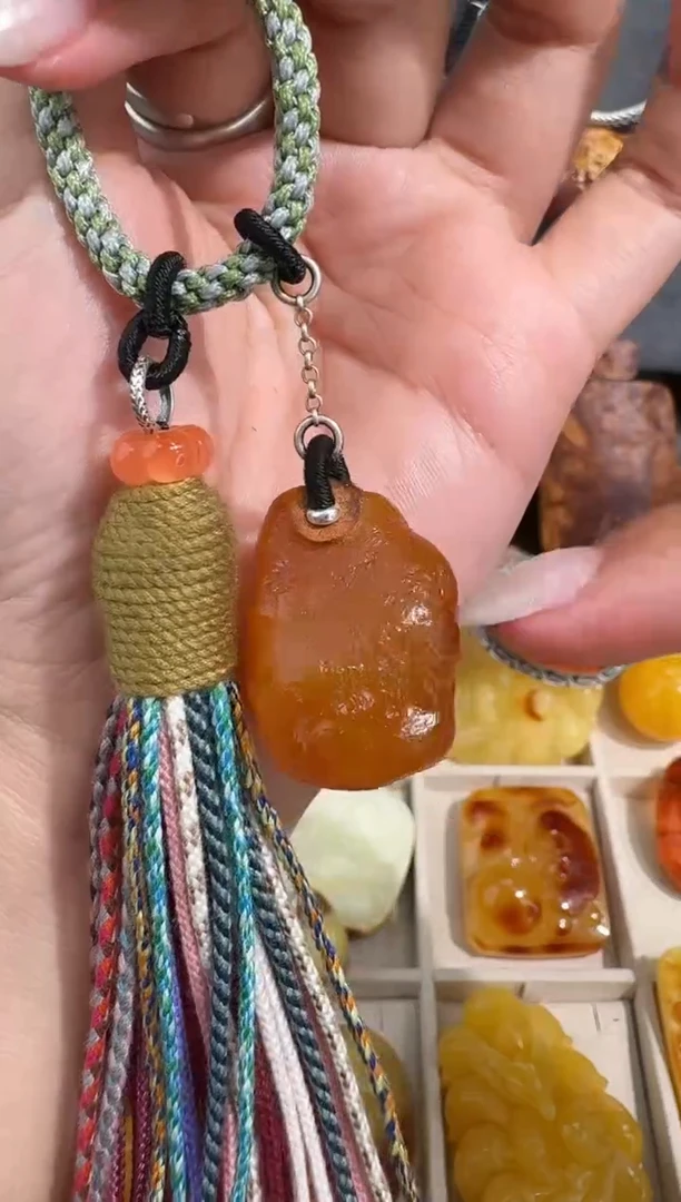 裸石琥珀未镶嵌琥珀