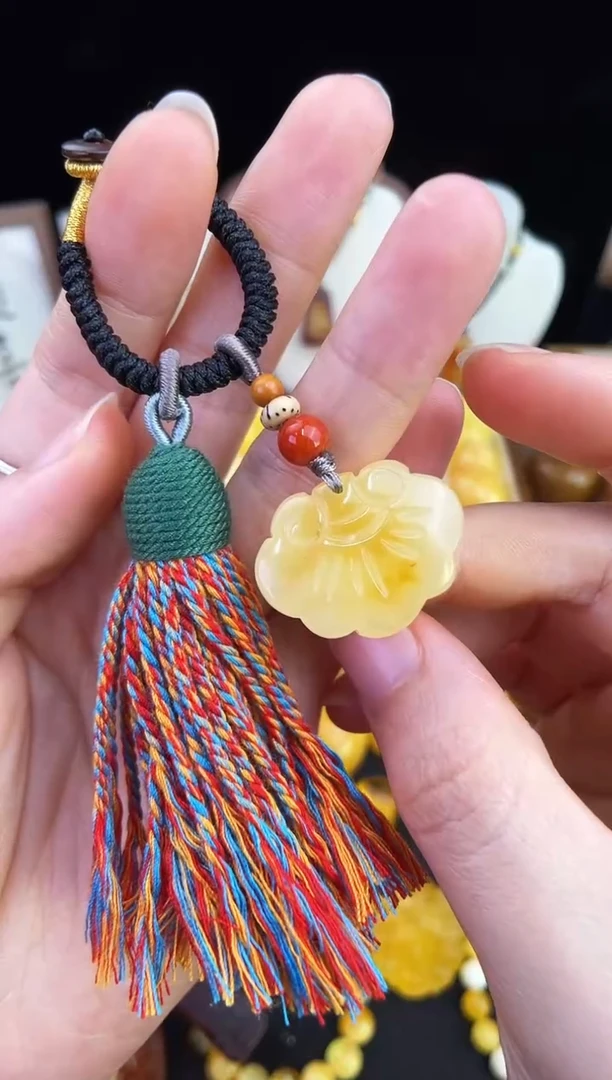 琥珀未镶嵌珠宝奇石柒月