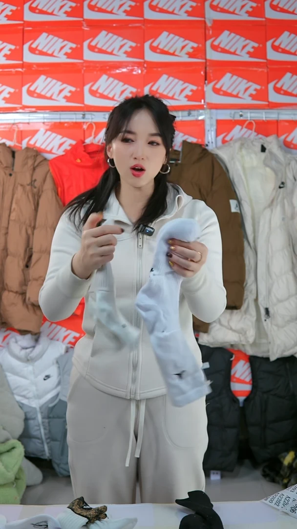 A   2197   闪购编码Nike/Jordan运动衣以直播间过款为准尺码