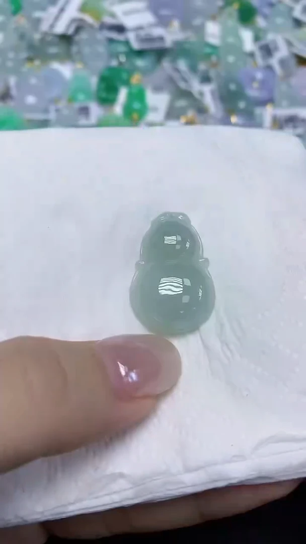 翡翠未镶嵌颈饰天然缅甸翡翠A货