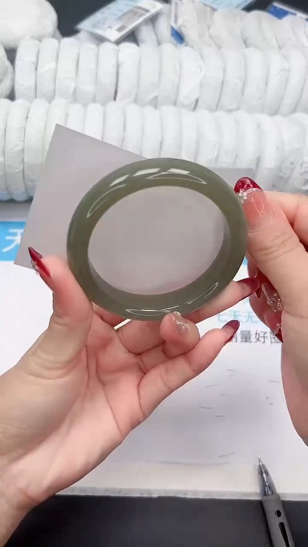 未镶嵌手镯石英质玉70-58.3HSH