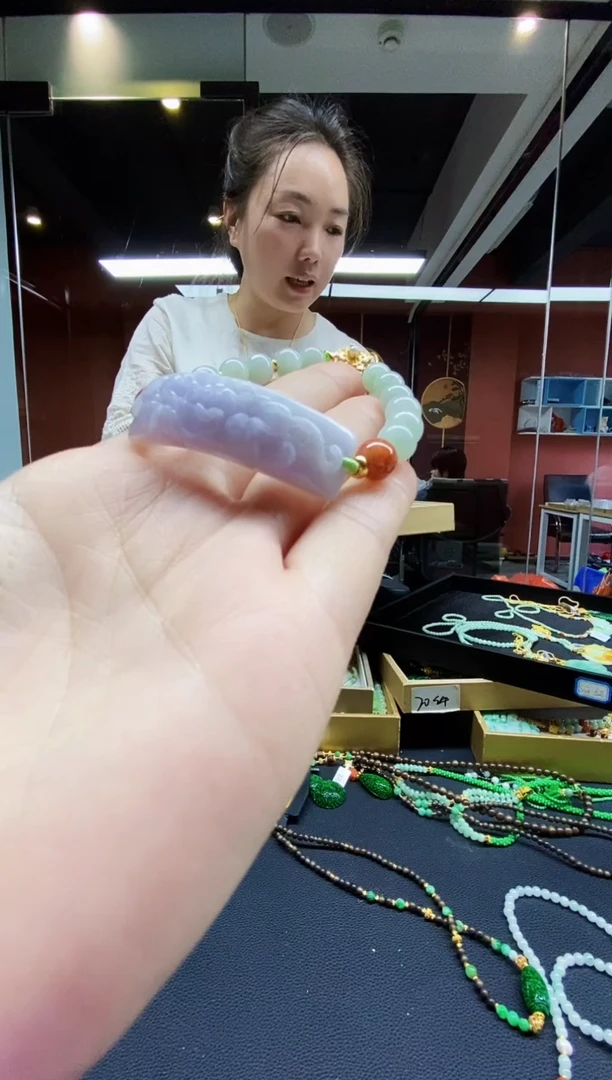 颈饰未镶嵌翡翠翡翠手牌