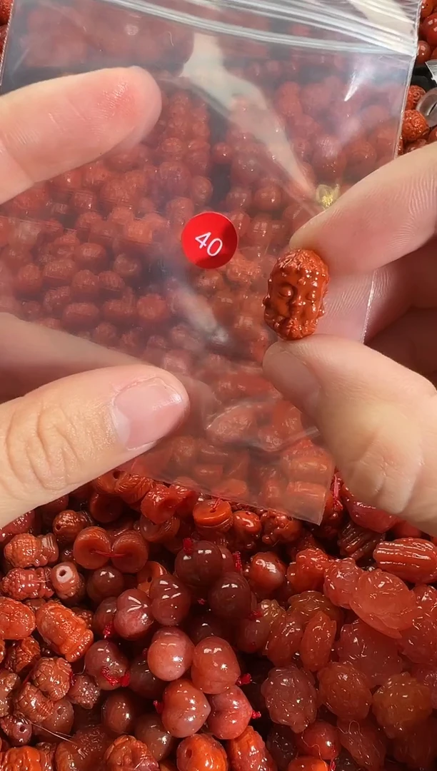 颈饰未镶嵌南红玛瑙11