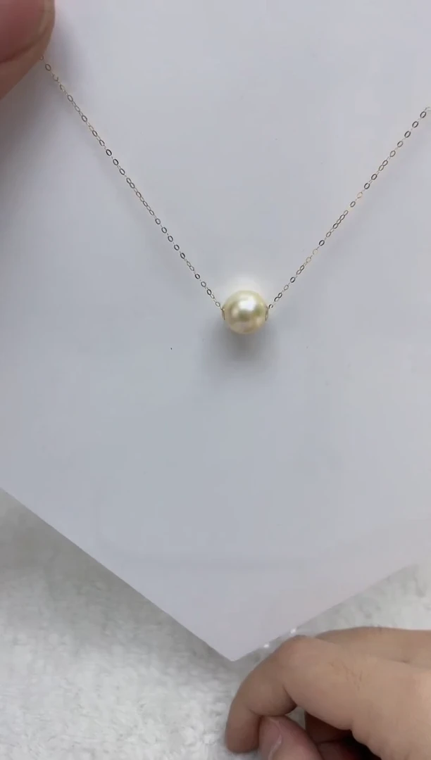 18K金镶嵌颈饰海水珍珠