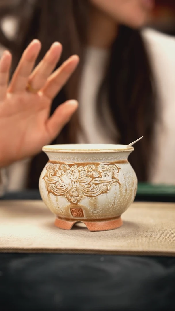 ?****e11-24-182花盆口径6