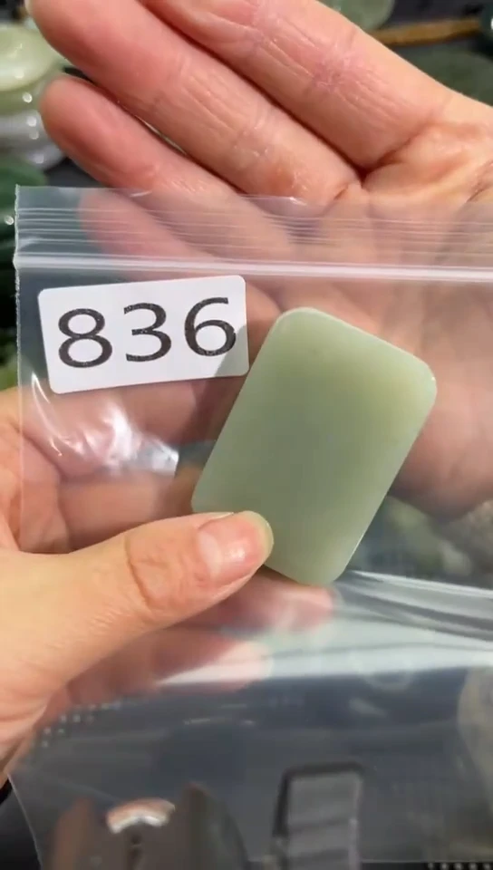 未镶嵌和田玉珠宝半成品牌子