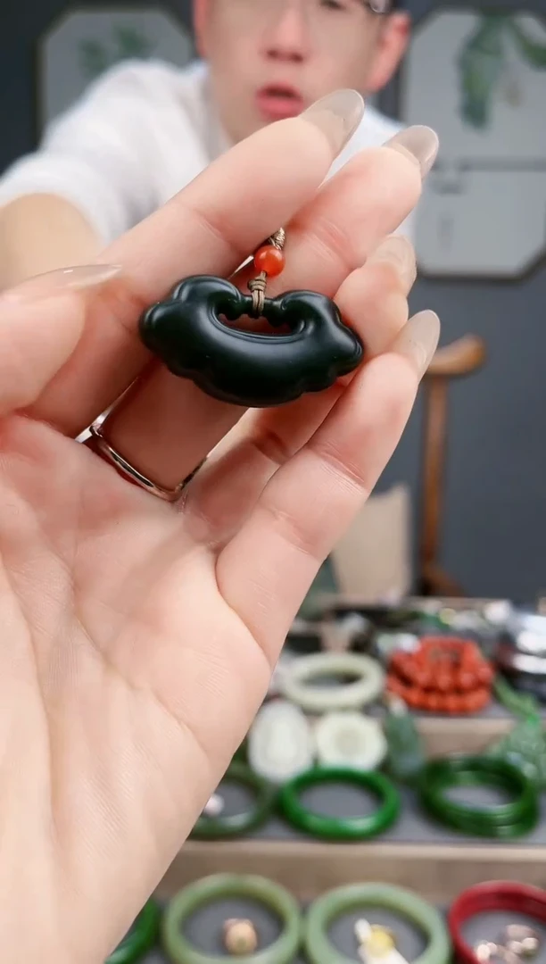 【闪购商品】和田玉颈饰未镶嵌AA多样性发货 拍一发一