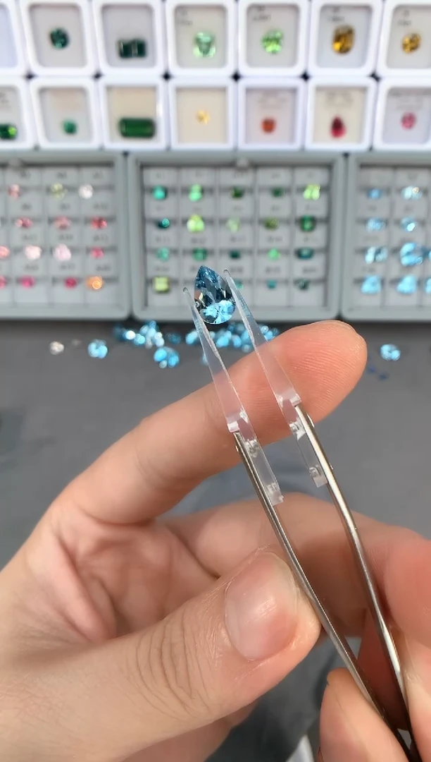 【闪购商品】定制海蓝宝石裸石未镶嵌1.39ct