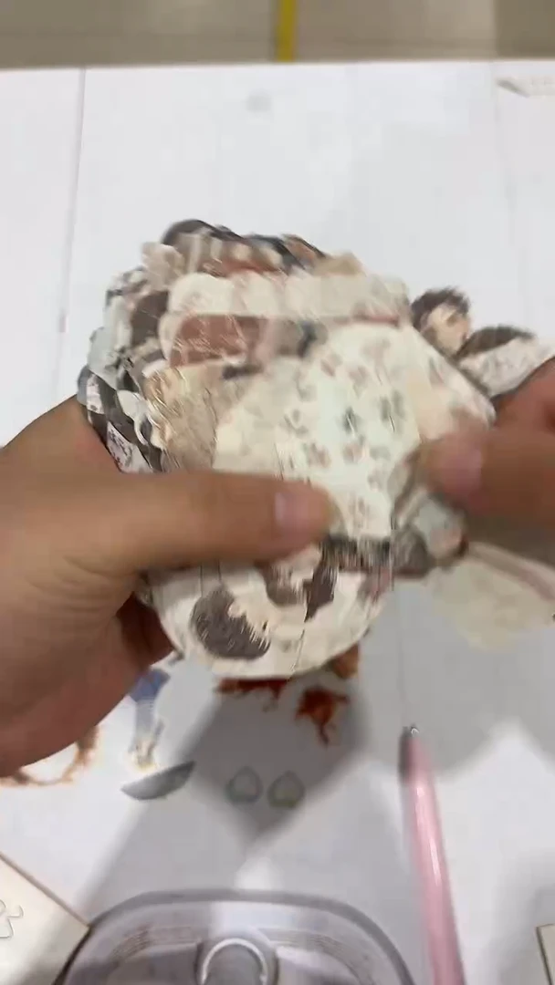 8-83 铁盒人物 一盒 男人物