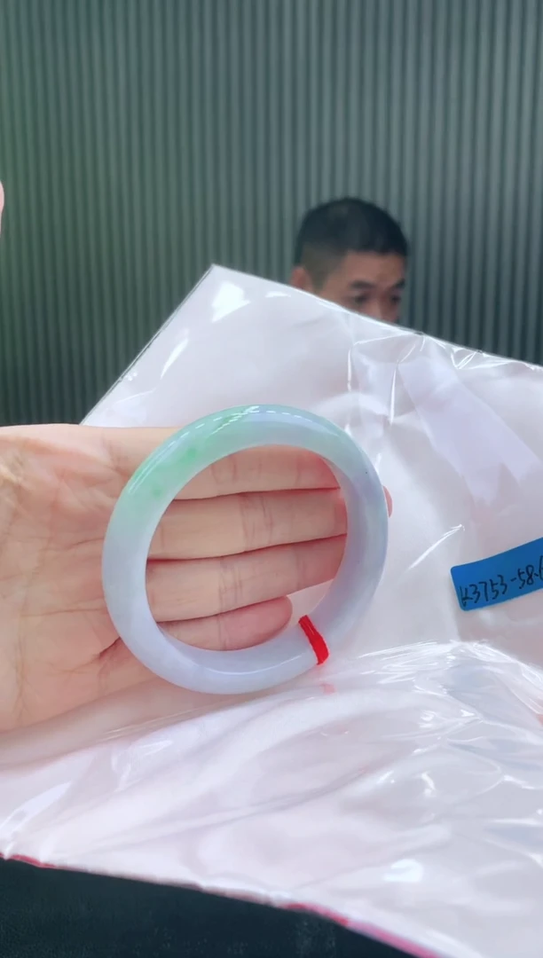 未镶嵌手镯翡翠58