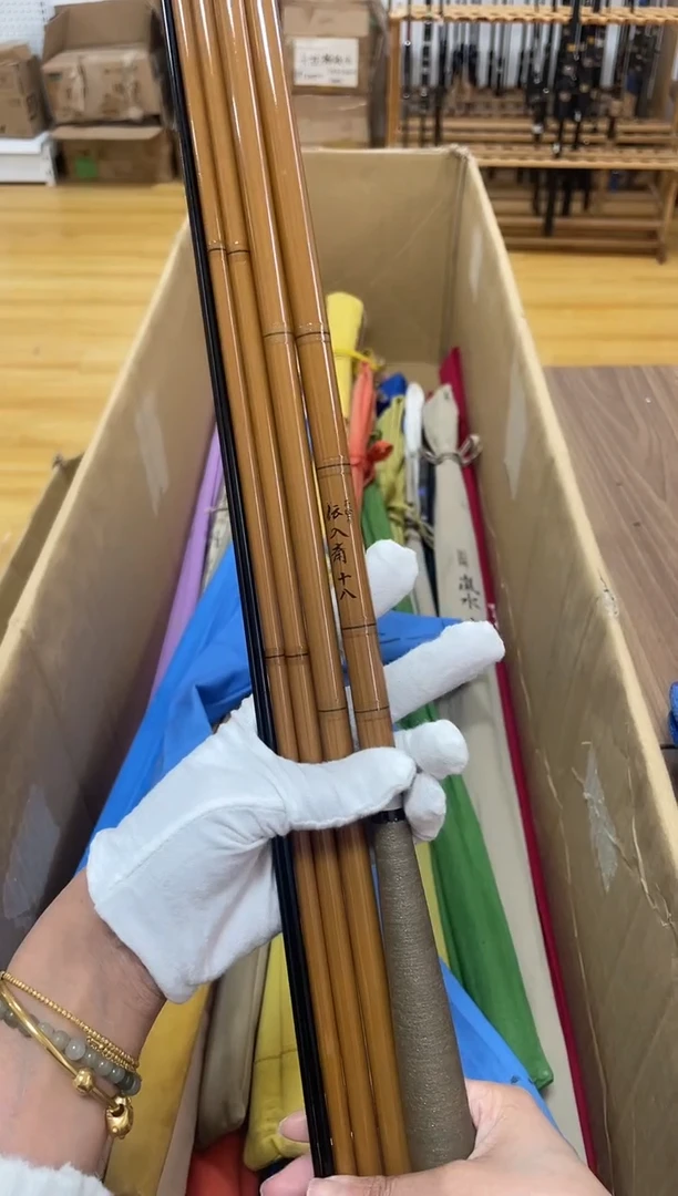 碳素1.8m以下H112.伝入斋18尺 主播介绍为主 正常使用痕迹