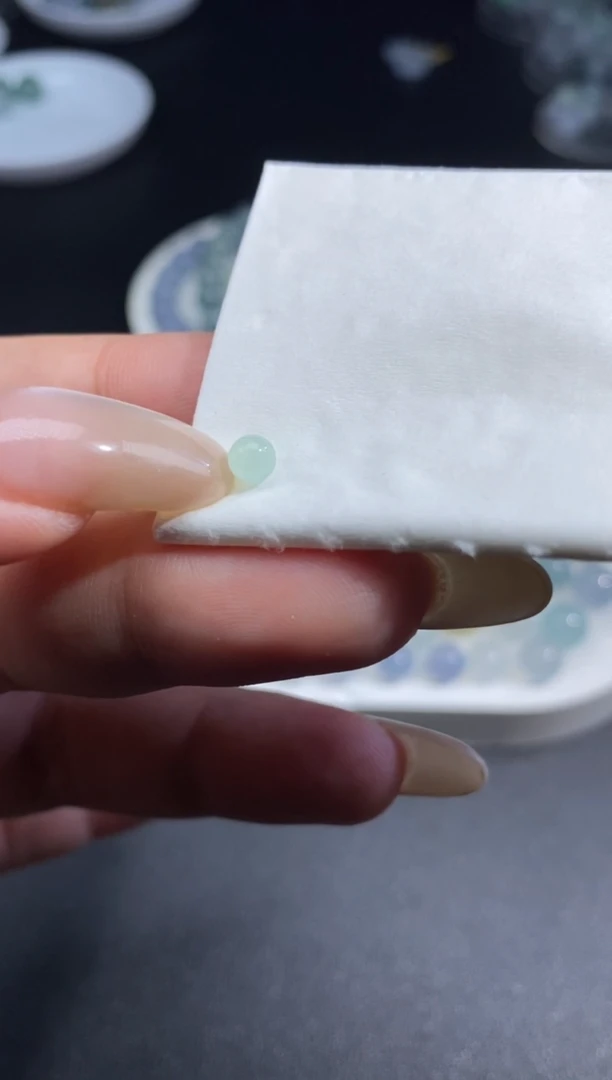 未镶嵌挂件翡翠L****r净货3005