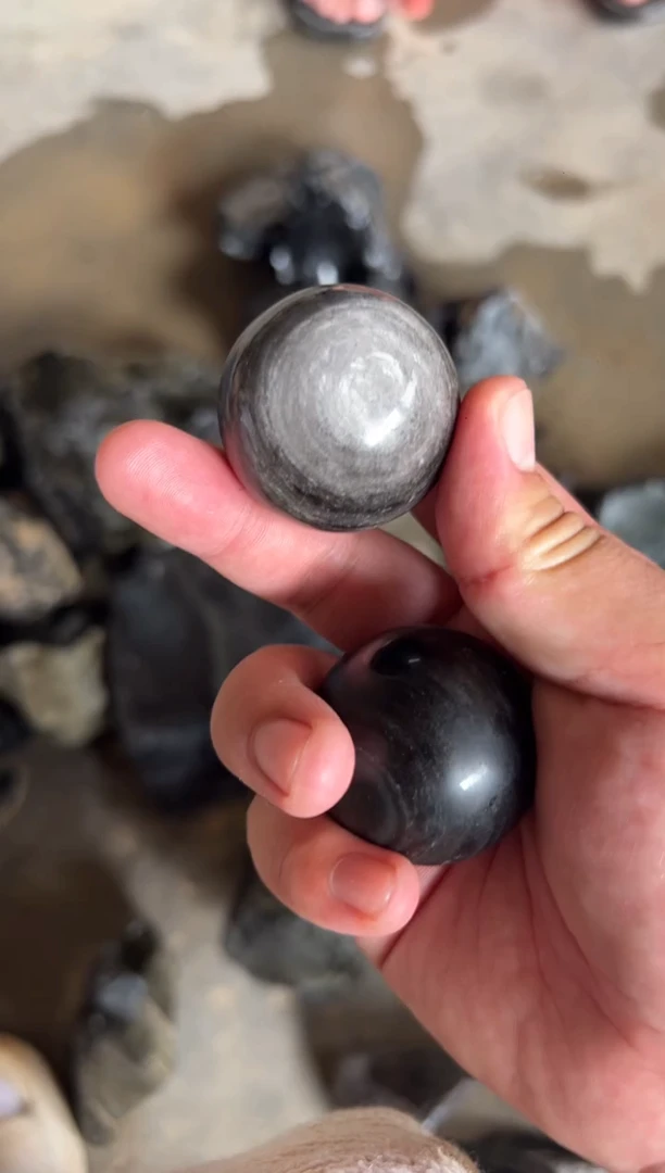 未镶嵌黑曜岩珠宝奇石天然银耀石球多样性发一