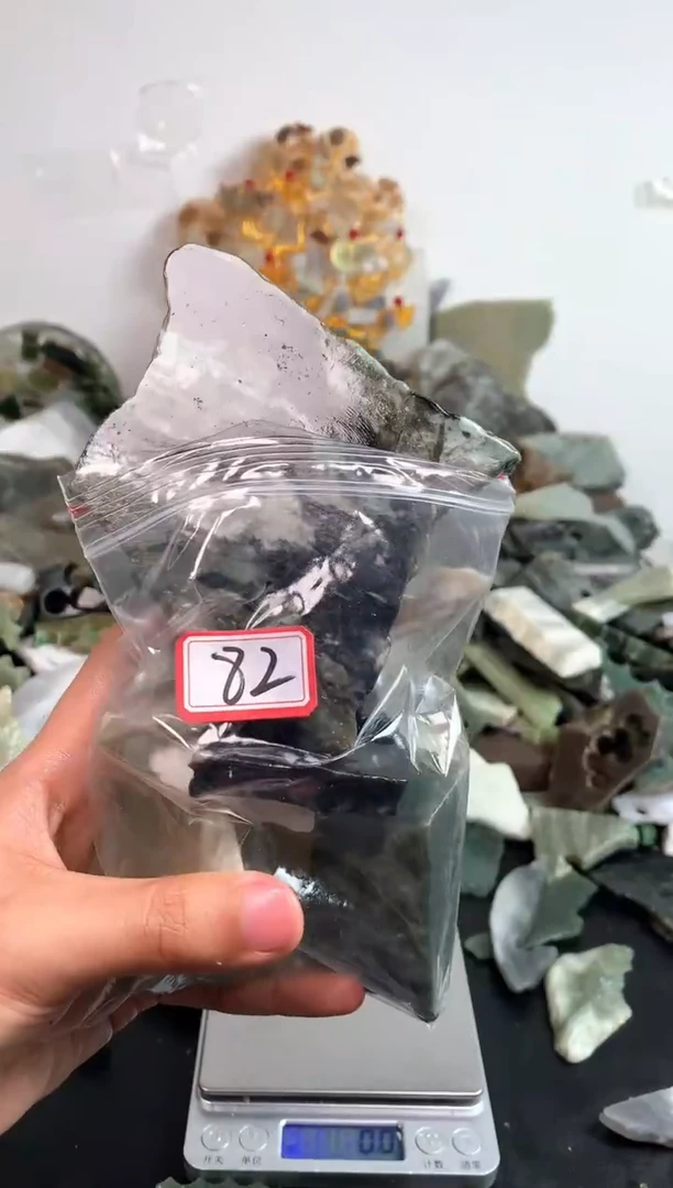 未镶嵌和田玉摆件82