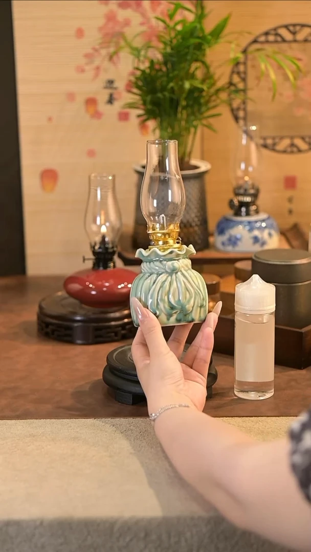 景德镇陶瓷油灯摆件