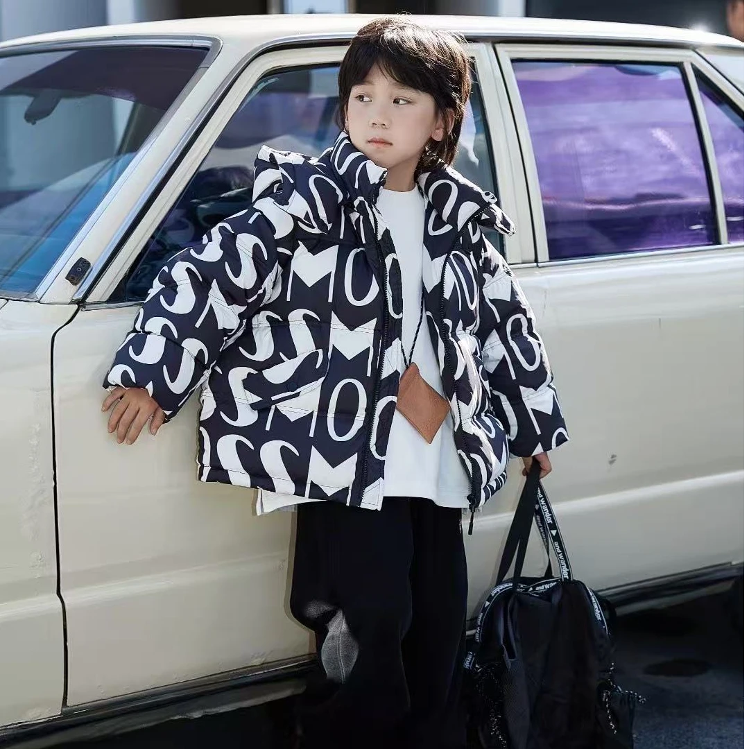 （18162）冬季黑白羽绒服韩版时尚洋气中大童印花连帽