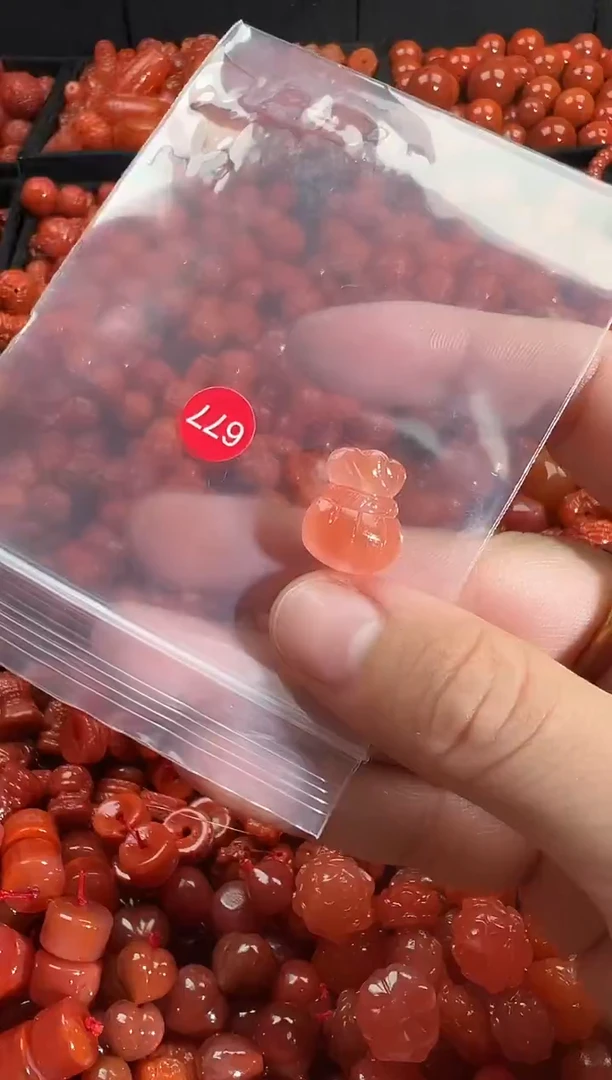 颈饰钛钢南红玛瑙4