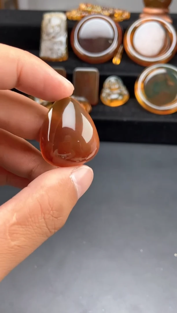 琥珀颈饰未镶嵌橘蜜水滴吊坠
