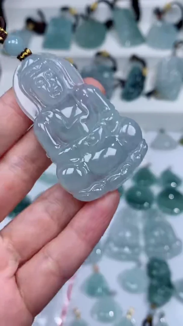 颈饰未镶嵌翡翠吊坠