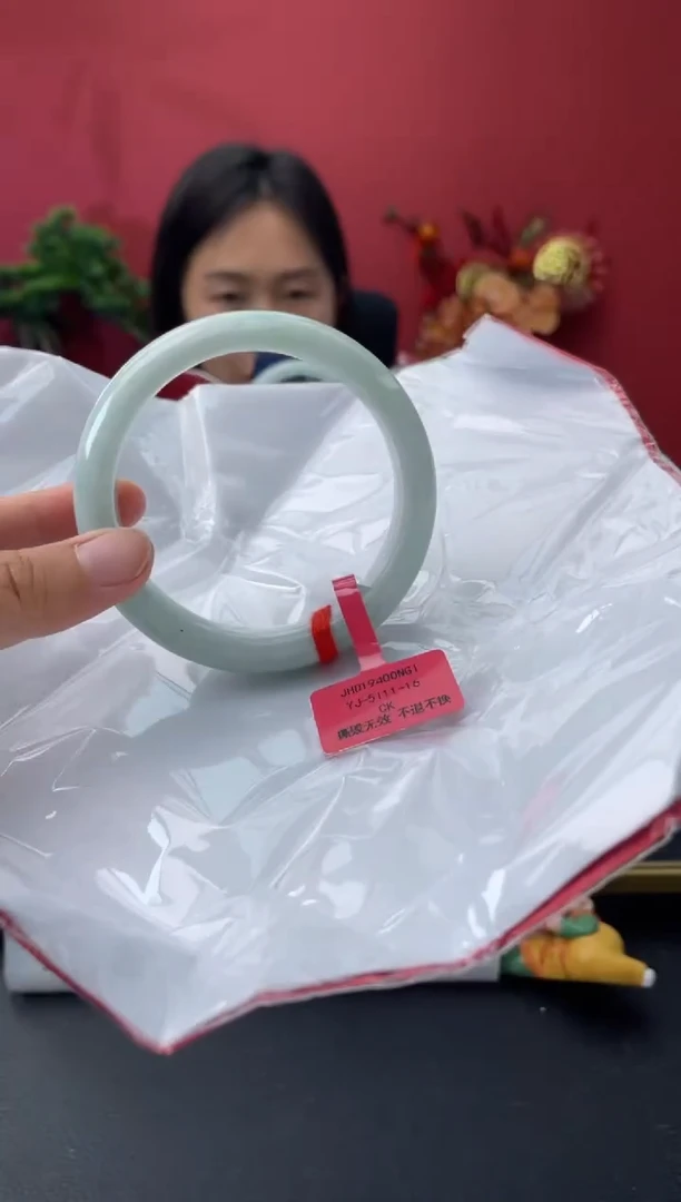 未镶嵌手镯翡翠10       圈口60-61