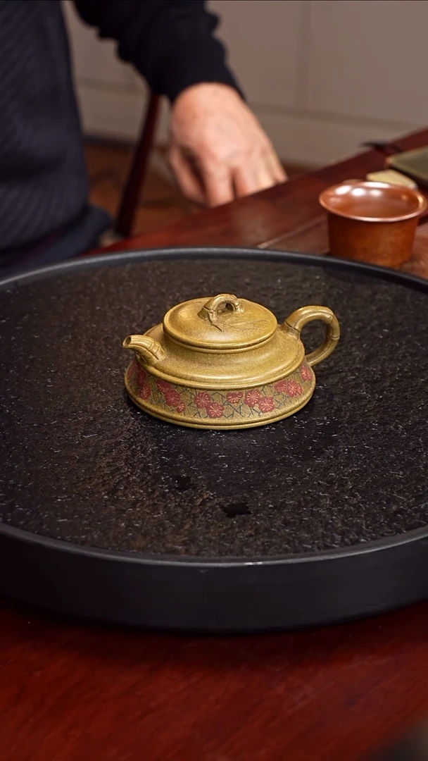 茶壶紫砂赵小俊  扁竹鼓115  古青铜泥 190毫升 程十发